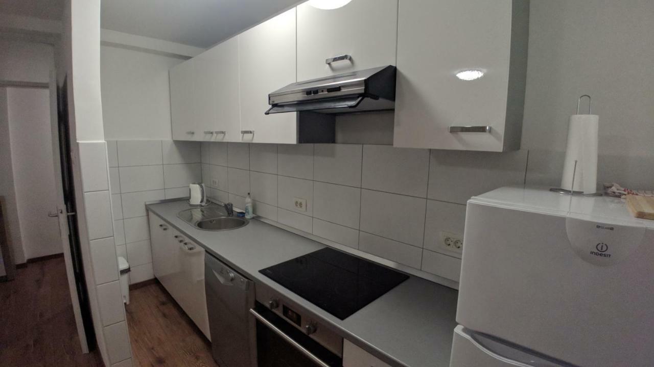 City Mid Mostar Apartment Bagian luar foto