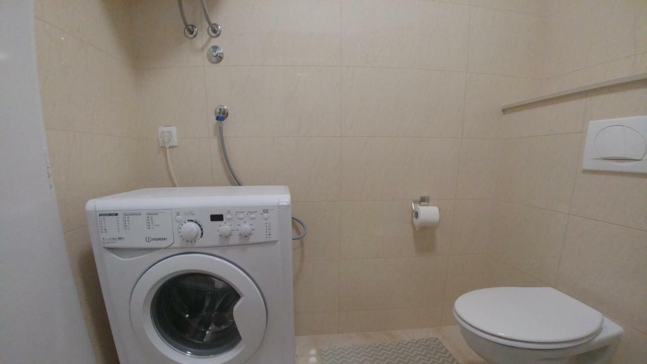 City Mid Mostar Apartment Bagian luar foto